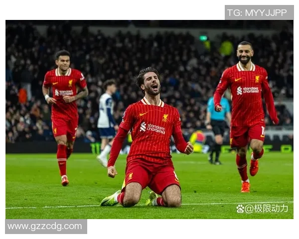 全红色足球球星揭晓他是如何在赛场上成为焦点的秘诀