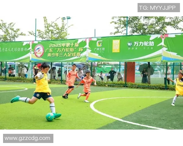 球星带动足球热潮助力青少年成长推动世界足球文化交流 球星带动足球热潮助力青少年成长推动世界足球文化交流