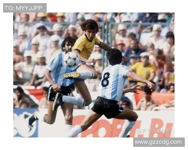 各大足球巨星封神之战回顾 从经典进球看传奇人物的巅峰时刻 各大足球巨星封神之战回顾 从经典进球看传奇人物的巅峰时刻